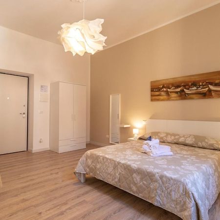 Vanda Rooms Termoli Bagian luar foto