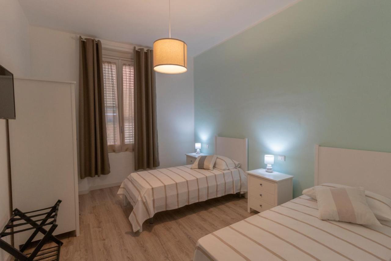 Vanda Rooms Termoli Bagian luar foto