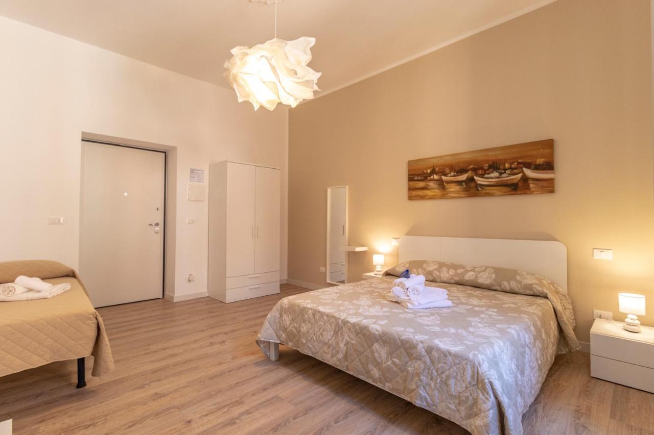 Vanda Rooms Termoli Bagian luar foto