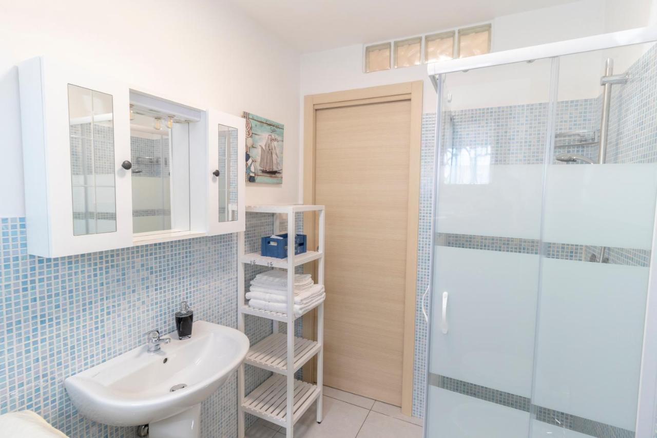 Vanda Rooms Termoli Bagian luar foto